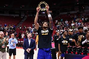 差俩月24岁！伦德博格当选夏联MVP 勇士11号签刮出了追梦接班人？
