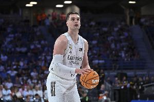 海佐尼亚2022年时采访：我不会回NBA 这更像一场秀而不是比赛本身