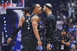 白巧克力：魔术新赛季的排名会高于76人 后者大概排第五或第六