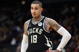 库兹马：女性们为建立WNBA奋斗30年 如今居然需要讨论女性的定义